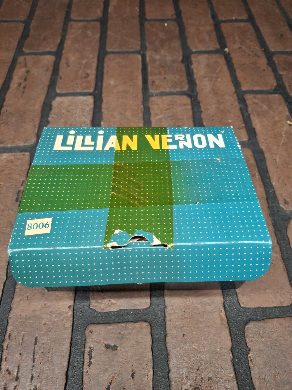 Lillian Vernon 4" Christmas Candles Box of 36 Candelabra Nativity Carousel
